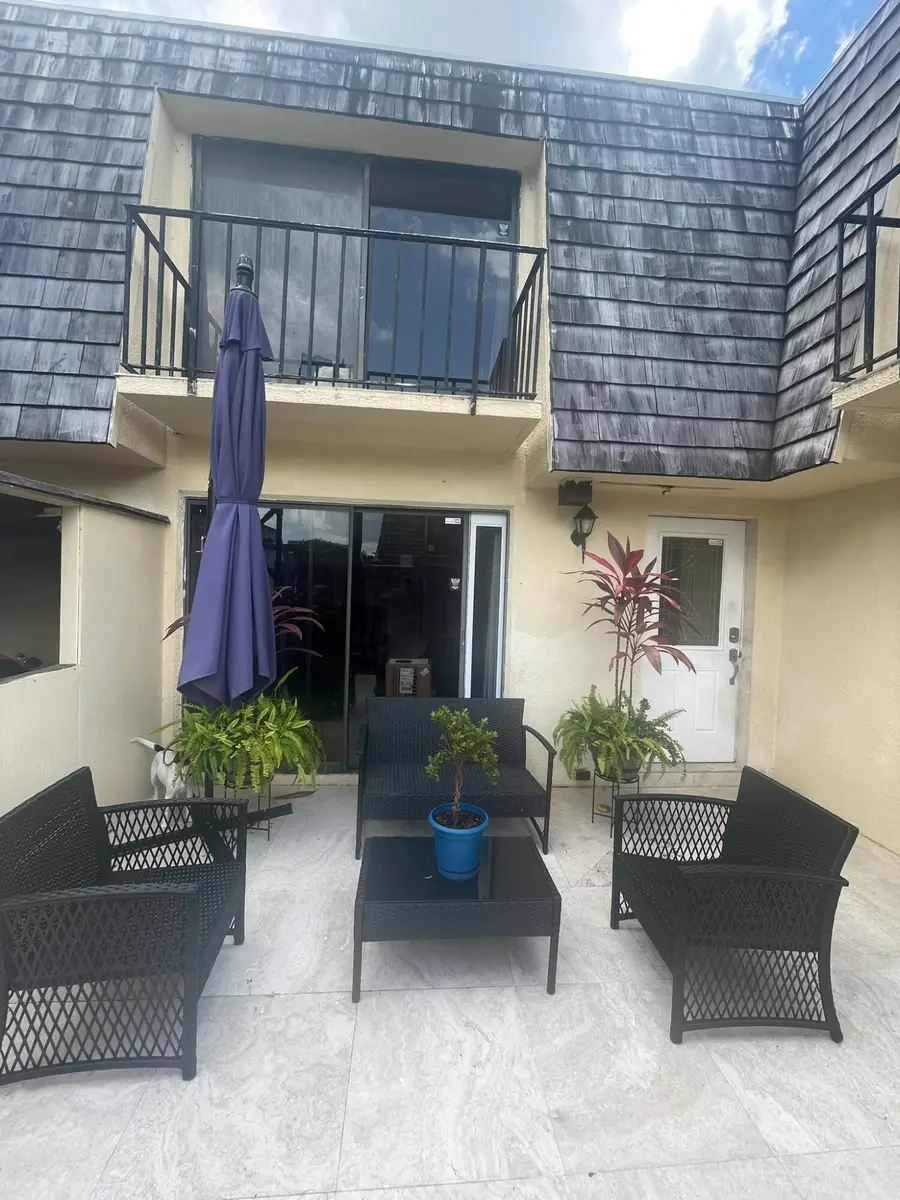 47 Lake Arbor Drive, Lake Worth Beach, FL 33461 - #2