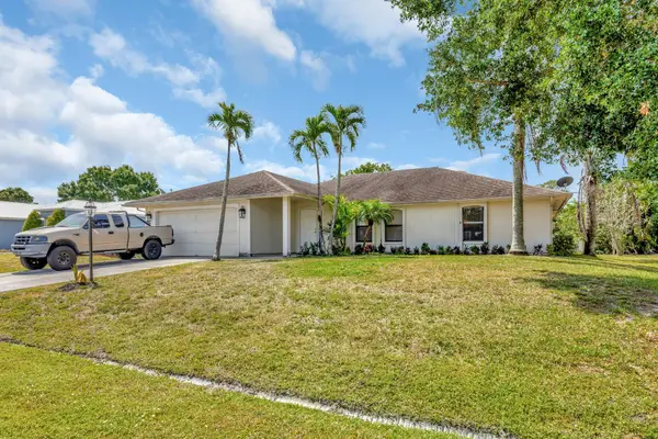 1382 SW Patricia Avenue, Port St Lucie, FL 34953