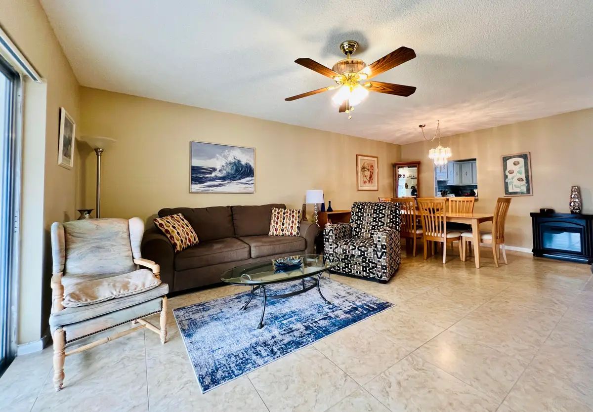 203 Oxford 500, West Palm Beach, FL 33417 - #1