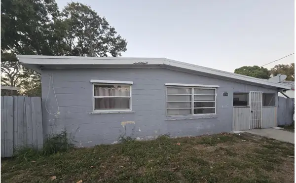 1814 Miami Court, Fort Pierce, FL 34950