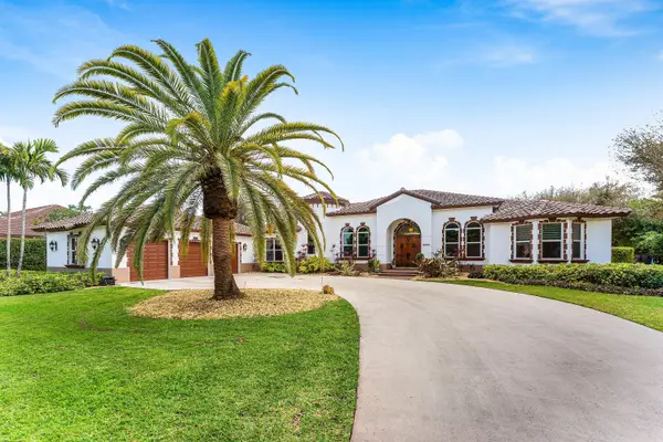 8880 S Kendale Circle, Lake Worth, FL 33467