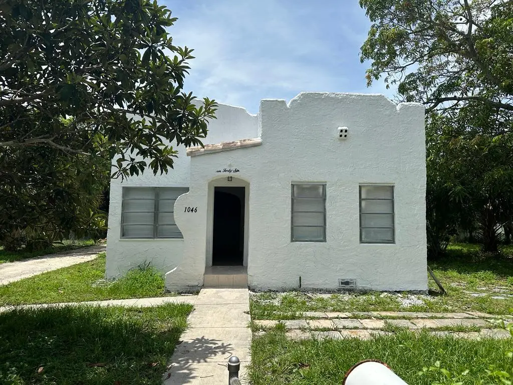 1046 30th Court, West Palm Beach, FL 33407 - #1