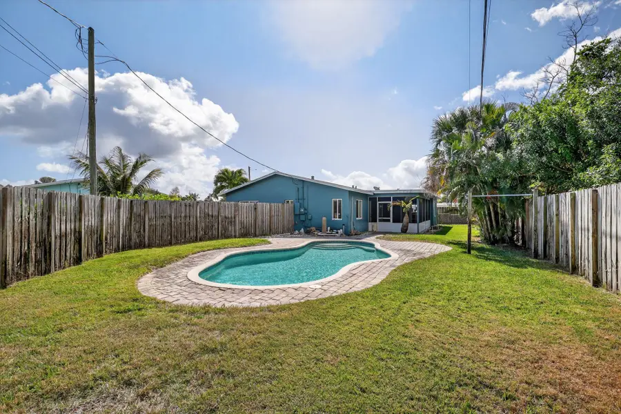 301 SE 3rd Street, Deerfield Beach, FL 33441 - #3