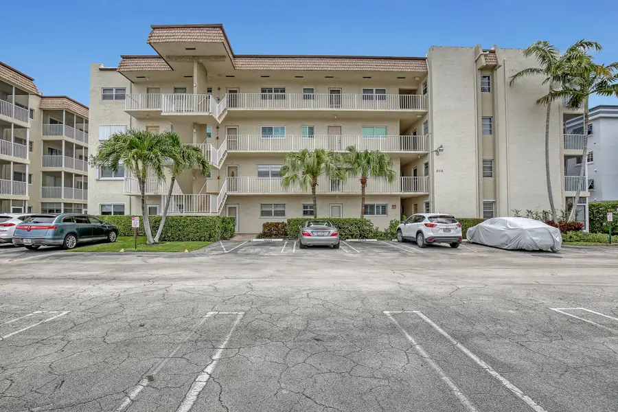 646 Snug Harbor Drive #H105, Boynton Beach, FL 33435 - #2