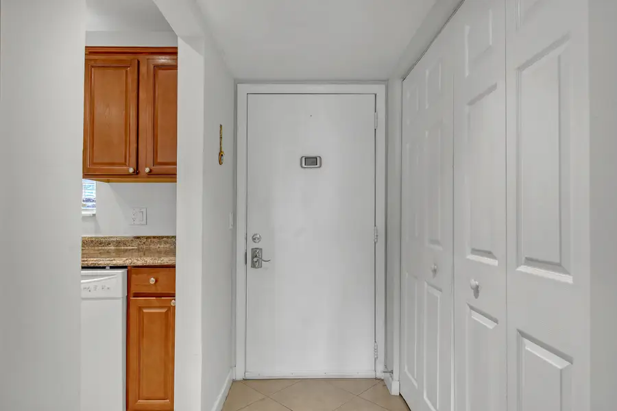646 Snug Harbor Drive #H105, Boynton Beach, FL 33435 - #3