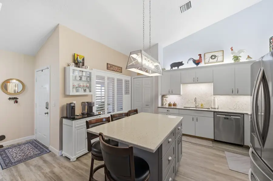 156 Sandy Lane, West Palm Beach, FL 33411 - #3