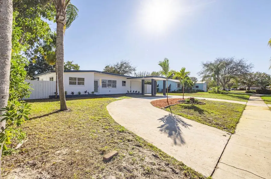 430 E Ilex Drive, West Palm Beach, FL 33403 - #3