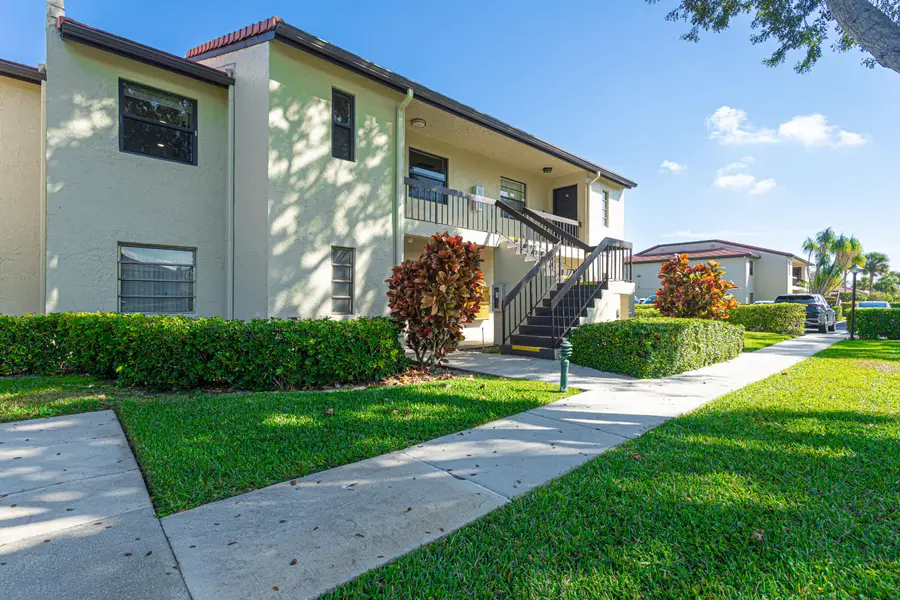 8545 Casa Del Lago #F, Boca Raton, FL 33433 - #2