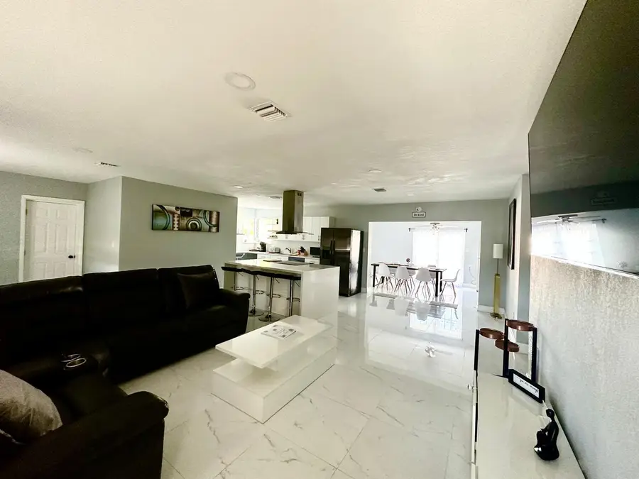 3871 SW 31st Court, Hollywood, FL 33023 - #2