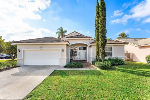 9430 Lago Drive, Boynton Beach, FL 33472