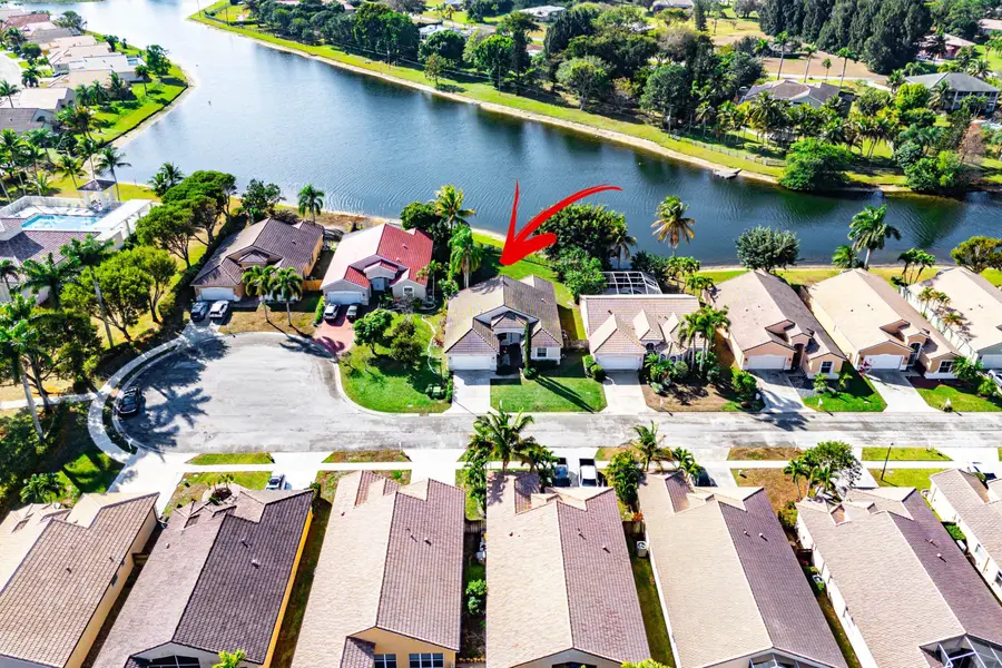 9430 Lago Drive, Boynton Beach, FL 33472 - #2