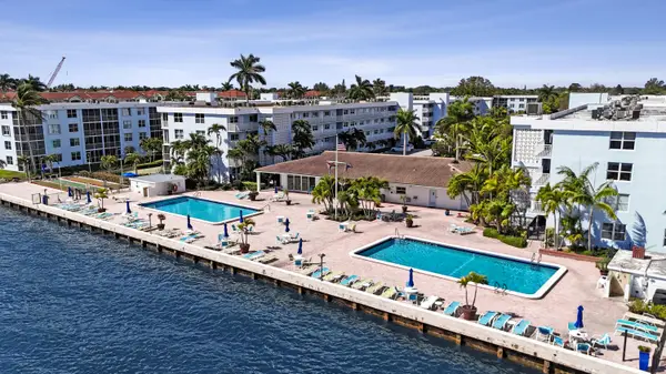 2012 S Federal Highway #404, Boynton Beach, FL 33435