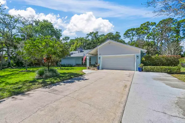 145 Sandy Pine Court, Wellington, FL 33414