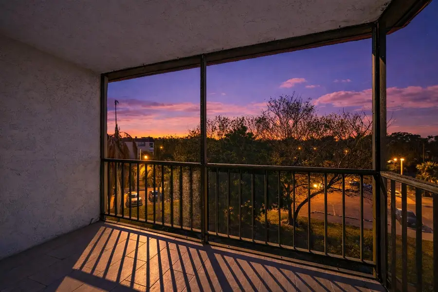 7000 NW 17th Street #420, Plantation, FL 33313 - #2