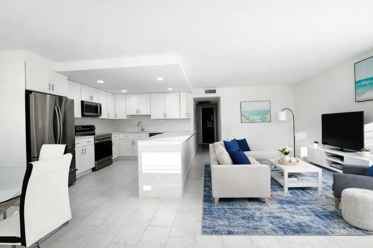 2003 Lincoln A, Boca Raton, FL 33434 - #1