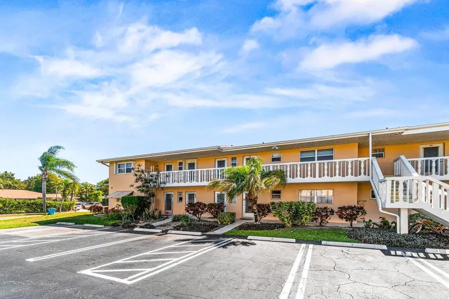 2121 NE 1st Court #202, Boynton Beach, FL 33435 - #3