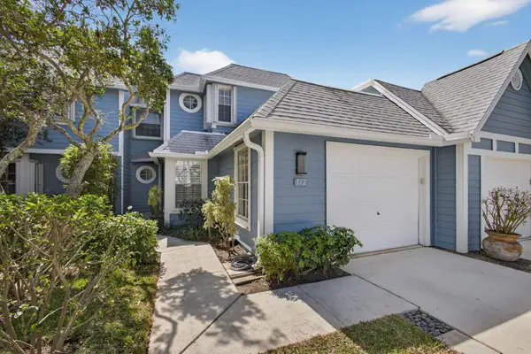 512 Ocean Dunes Circle, Jupiter, FL 33477