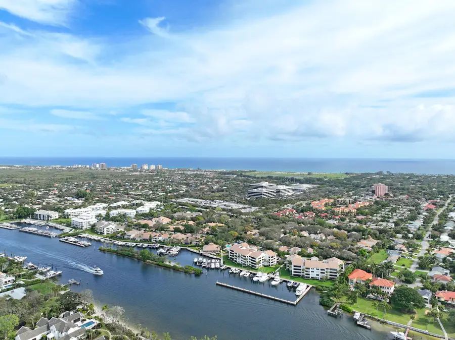 215 Oak Harbour Drive, Juno Beach, FL 33408 - #2