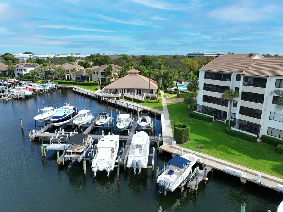 215 Oak Harbour Drive, Juno Beach, FL 33408 - #3