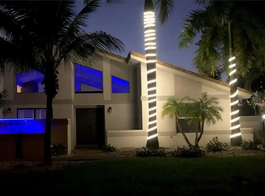 680 NW 111th Way, Coral Springs, FL 33071 - #3