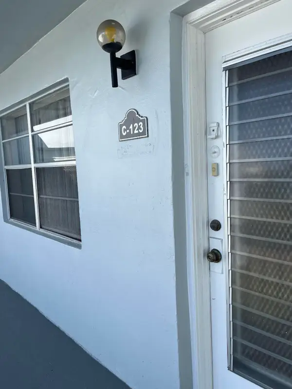 123 Normandy #C, Delray Beach, FL 33484