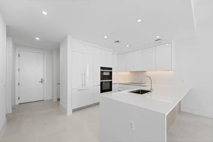 220 Lake Shore Drive #811, Lake Park, FL 33403 - #2