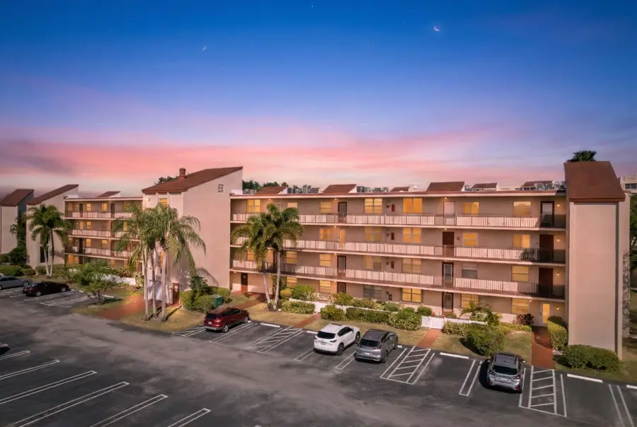 27 Abbey Lane #307, Delray Beach, FL 33446 - #2