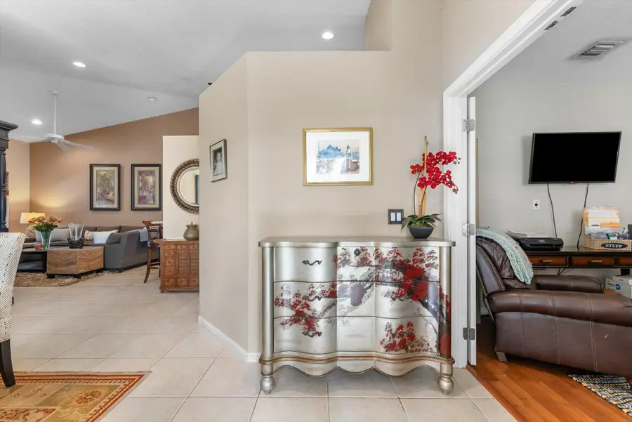 392 W Coral Trace Circle, Delray Beach, FL 33445 - #2