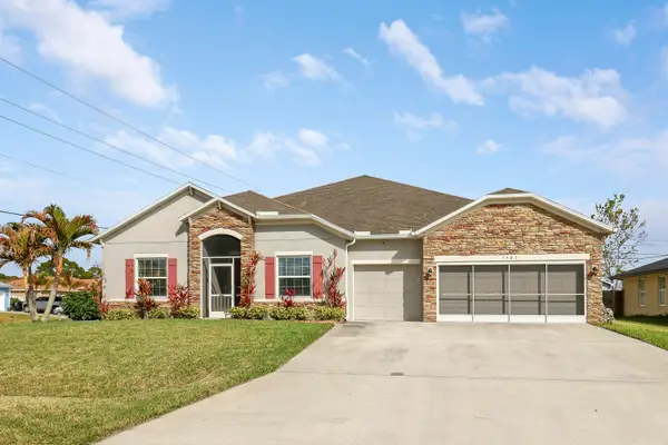 3301 SW Frankford Street, Port St Lucie, FL 34953