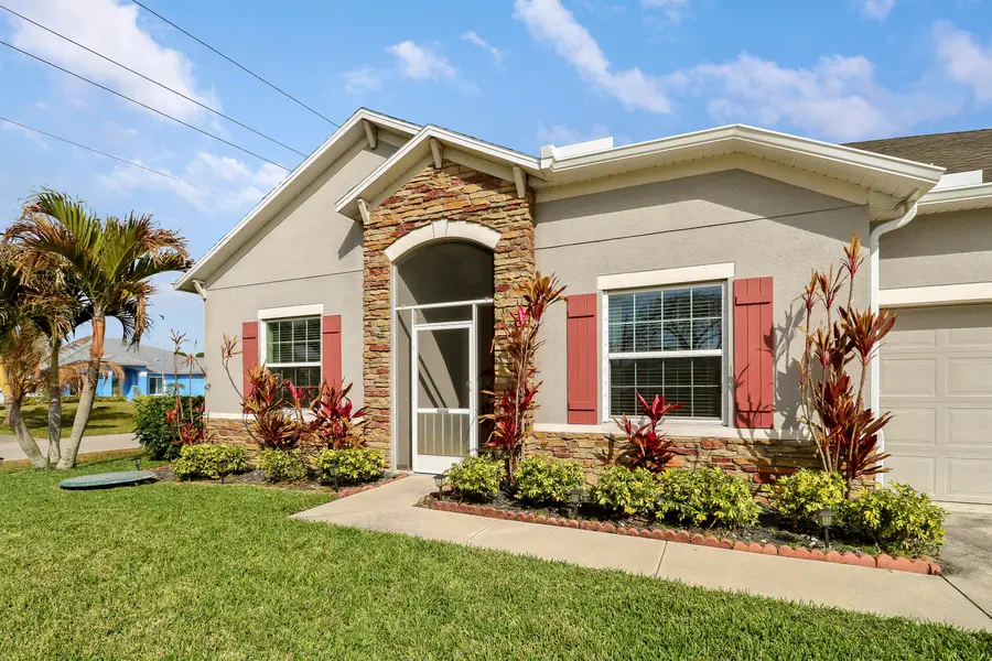 3301 SW Frankford Street, Port Saint Lucie, FL 34953 - #2