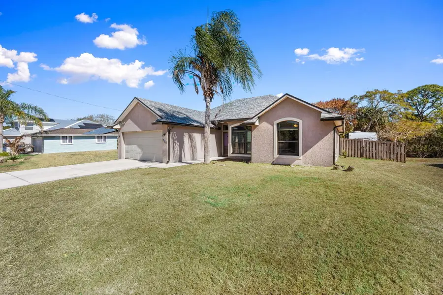 449 SE Glenwood Drive, Port Saint Lucie, FL 34984 - #2