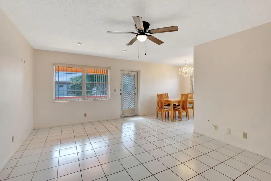 332 Sheffield N, West Palm Beach, FL 33417 - #2