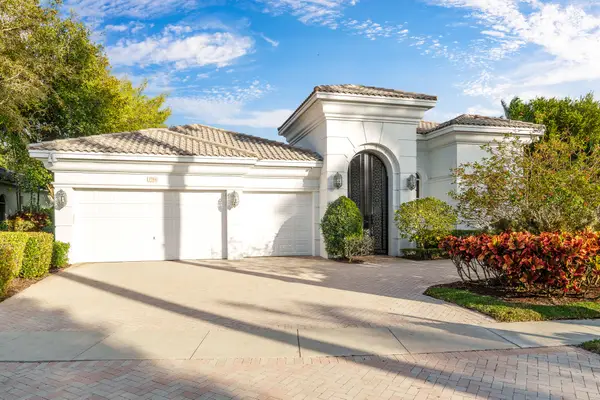 7784 Talavera Place, Delray Beach, FL 33446