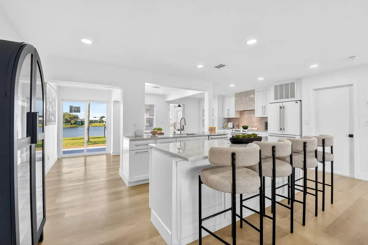 2001 SW Roma Way Sw, Boynton Beach, FL 33426 - #1