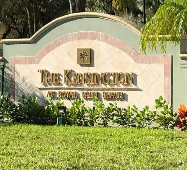 310 Crestwood Circle #101, Royal Palm Beach, FL 33411