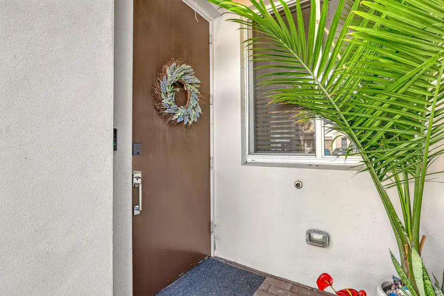 1010 Pioneer Way, Royal Palm Beach, FL 33411 - #3