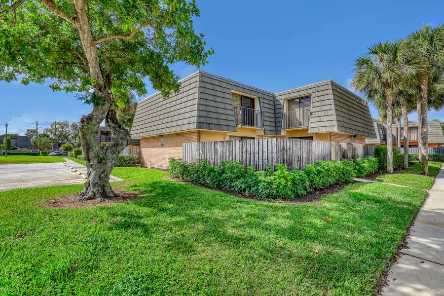 3721 37th Way, West Palm Beach, FL 33407 - #3