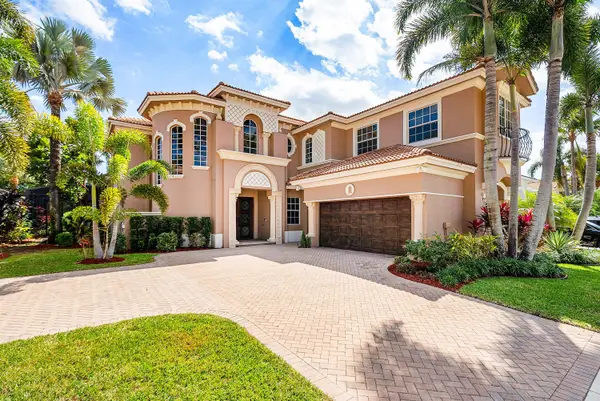 8042 Laurel Ridge Court, Delray Beach, FL 33446