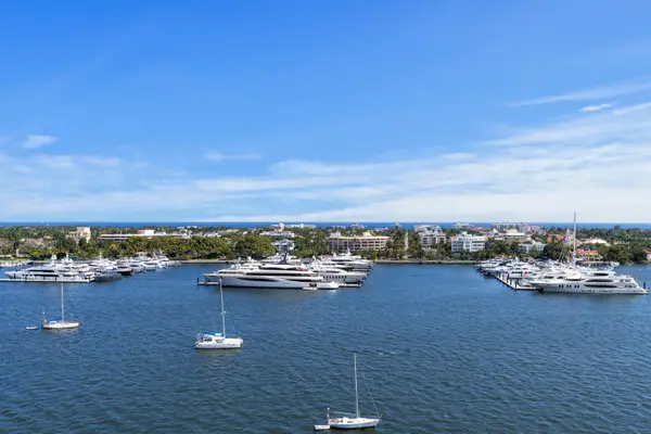 1200 S Flagler Drive #1402, West Palm Beach, FL 33401