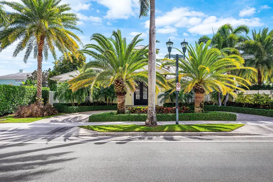 201 NE 3rd Court, Boca Raton, FL 33432 - #2