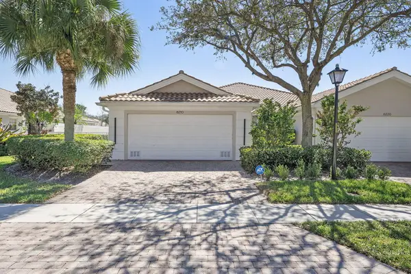 8210 Saint Johns Court, Wellington, FL 33414
