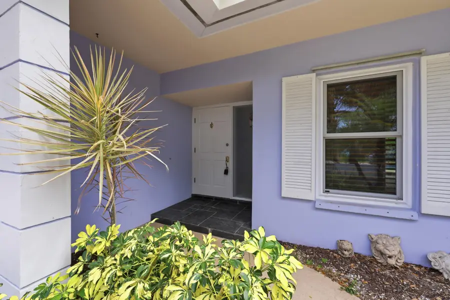 9696 Honeysuckle Avenue, Palm Beach Gardens, FL 33410 - #3