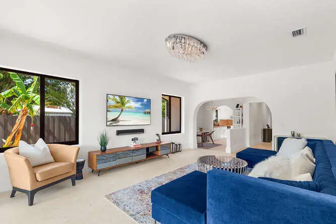 7820 Hawthorne Avenue, Miami Beach, FL 33141 - #3