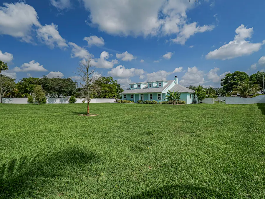 406 9th Court, Vero Beach, FL 32962 - #2