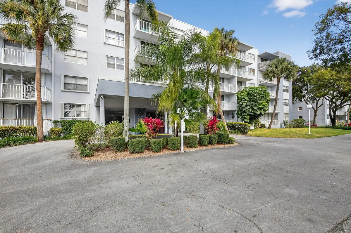 470 Executive Center Drive #4j, West Palm Beach, FL 33401 - #1