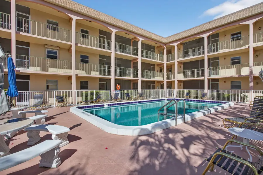 100 SE 6th Avenue #303, Pompano Beach, FL 33060 - #3