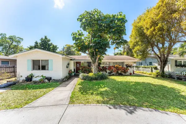 102 NE 22nd Street, Delray Beach, FL 33444