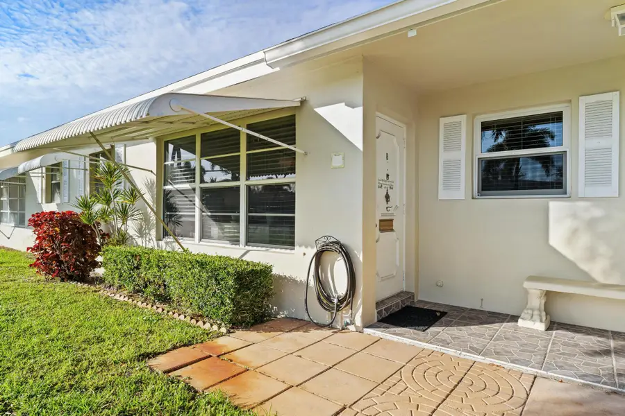 201 Country Lane #B, Boynton Beach, FL 33435 - #2