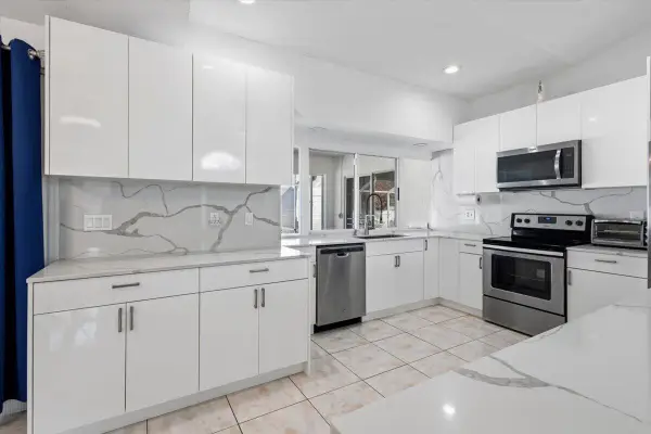 4424 NW Alsace Avenue, Port St Lucie, FL 34983