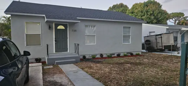 725 Nathan Hale Road, West Palm Beach, FL 33405